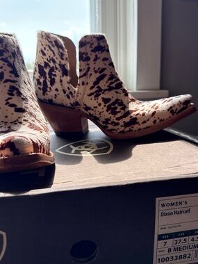 Ariat Women's Dixon Haircalf Cowhair Cutout Chelsea Boot - Brown/White